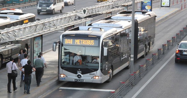 İETT açıkladı: Metrobüs güzergahlarında değişiklik