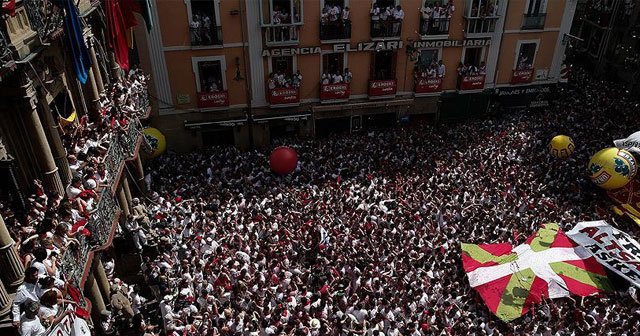 İspanya&#039;da San Fermin Festivali başladı