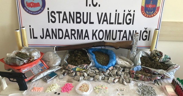 Jandarmadan uyuşturucu şebekelerine operasyon