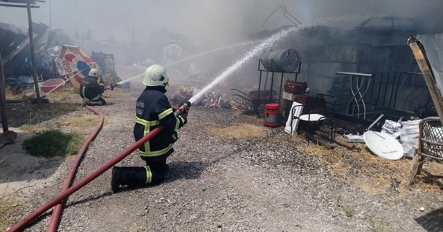 Malatya’da Hurdacılar Sitesinde çıkan yangında maddi hasar meydana geldi