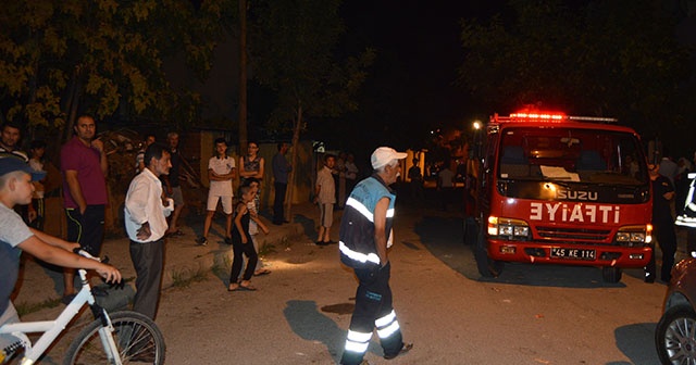 Manisa&#039;da ardı ardına patlama sesleri