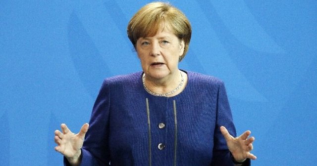 Merkel&#039;den Hamburg olayları ve polis yorumu