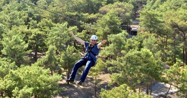 Park Orman’da zıpline heyecanı