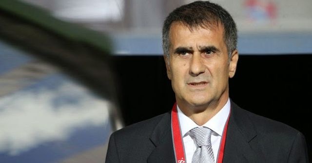 Şenol Güneş idman sonrası 2 ismi çalıştırdı