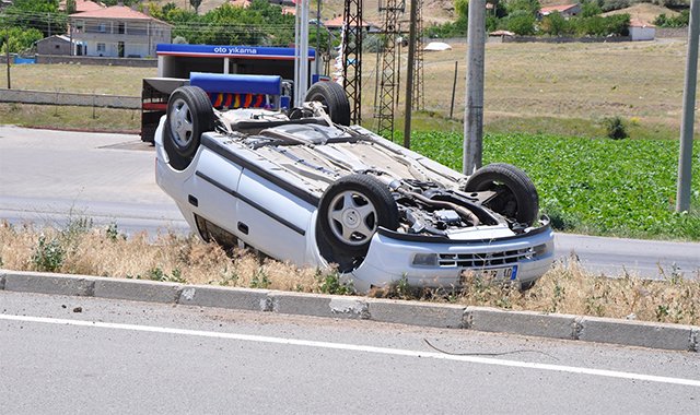 Sivas&#039;ta trafik kazası: 4 yaralı