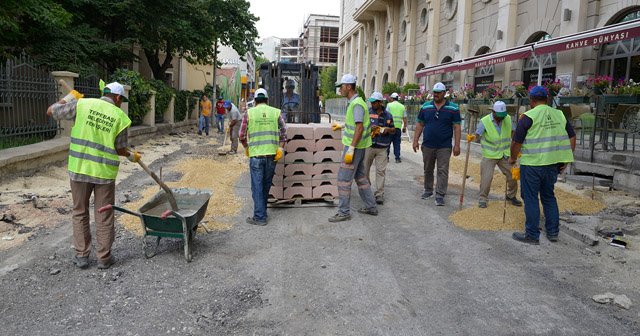 Tepebaşı’nda çalışmalar hem merkezde hem kırsalda devam ediyor