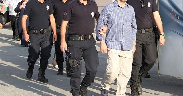 Uşak’ta FETÖ/PDY operasyonu; 20 gözaltı