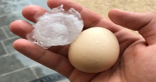 Yumurta büyüklüğünde dolu yağdı
