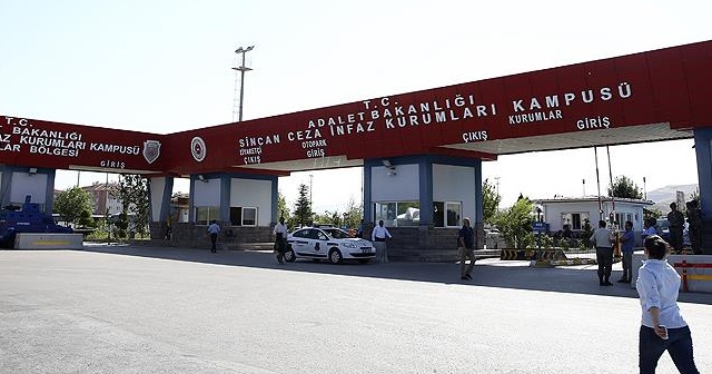 &#039;Polis gelirse ateş serbest, vurun&#039;