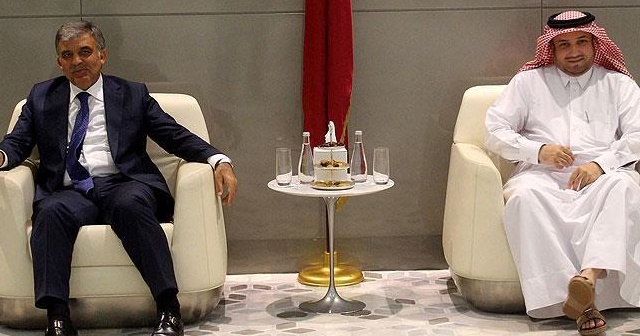 Abdullah Gül&#039;den Katar sürprizi