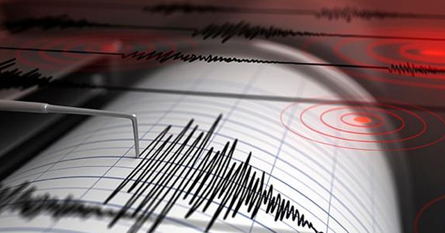 Akdeniz&#039;de 3.8 büyüklüğünde deprem