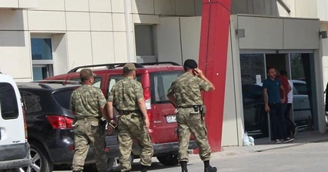 Askerlerin zehirlenme şüphesiyle ilgili 3 müfettiş görevlendirildi