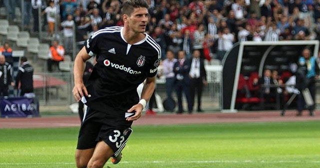 Beşiktaş&#039;a Gomez&#039;den kötü haber