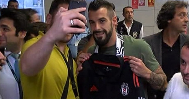 Beşiktaş’ın yeni transferi Negredo İstanbul’da