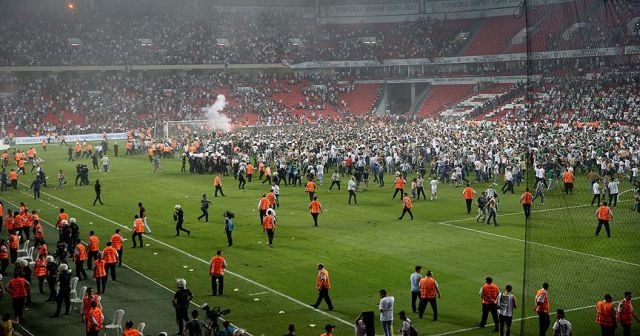 Beşiktaş ve Konyaspor&#039;un cezası belli oldu