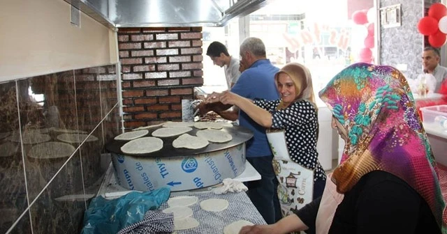Cağ kebabına bayan eli değdi