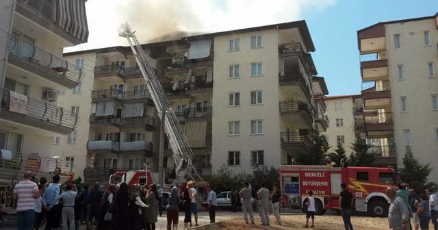 Çatı katında çıkan yangın korkuttu