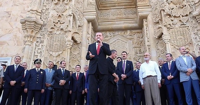 Cumhurbaşkanı Erdoğan Sarayburnu Camisi&#039;nin açılışını yaptı