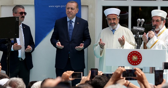 Cumhurbaşkanı Erdoğan, Yıldız Hamidiye Camisini ibadete açtı