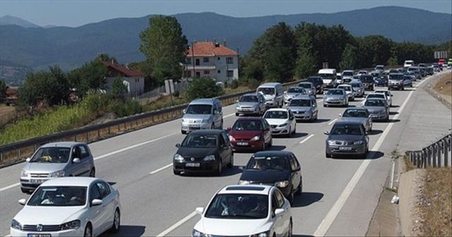 Dikkat! Bayram tatilinde yola çıkacaklara uyarı!