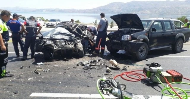 Elazığ'da feci kaza