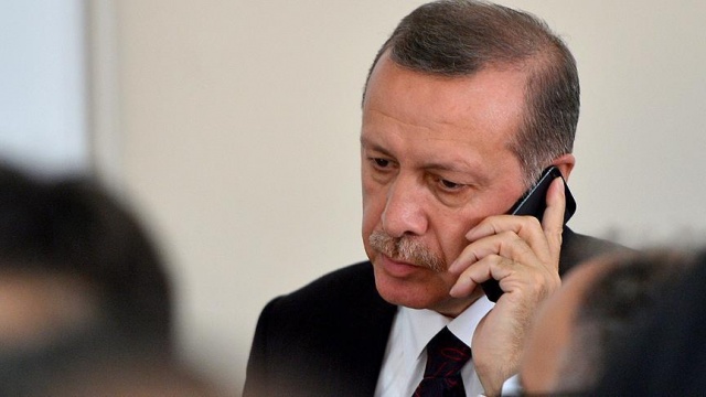 Erdoğan, Fransa Cumhurbaşkanı ile telefonda görüştü