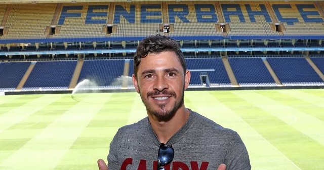 Fenerbahçe Giuliano&#039;yu bonservisiyle transfer etti