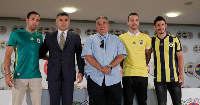 Fenerbahçe&#039;nin yeni transferleri imzaladı