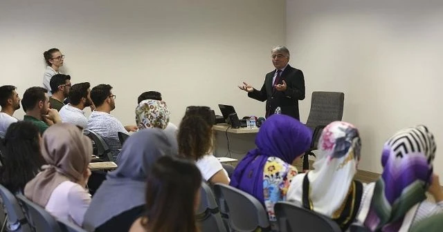Gönüllü TİKA elçileri Makedonya'da Türkiye'yi temsil edecek