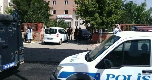 Halk Sağlığı Müdürlüğü'nde ateş açıp iki çalışanı rehin aldı