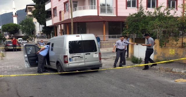 Hatay&#039;da banka aracına silahlı saldırı!