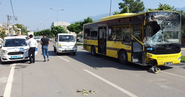 Hızını alamayan otobüs eve daldı