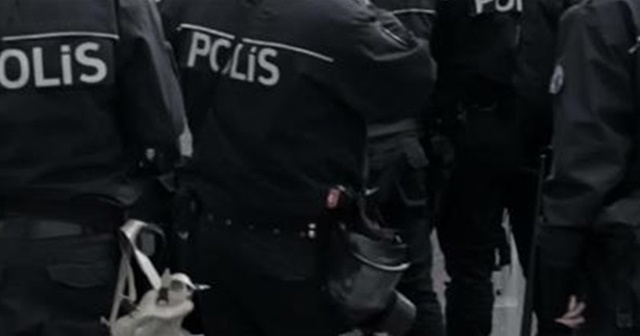 İzmir’de 33 eski polis tutuklandı