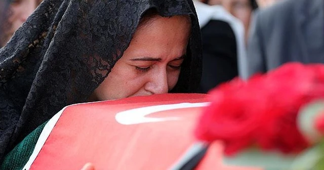 Kızılot son yolculuğuna uğurlandı