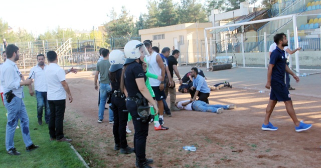 Kupa maçında olaylar çıktı, emniyet müdürü yaralandı