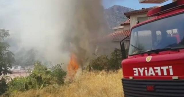 Marmaris’te ev yangını ormana sıçramadan söndürüldü