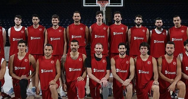 Milliler İsviçre ile hazırlık maçı yaptı