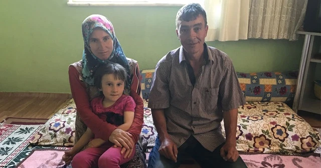 Minik Esra 4 yıl sonra annesinin şefkatli sesini işitti