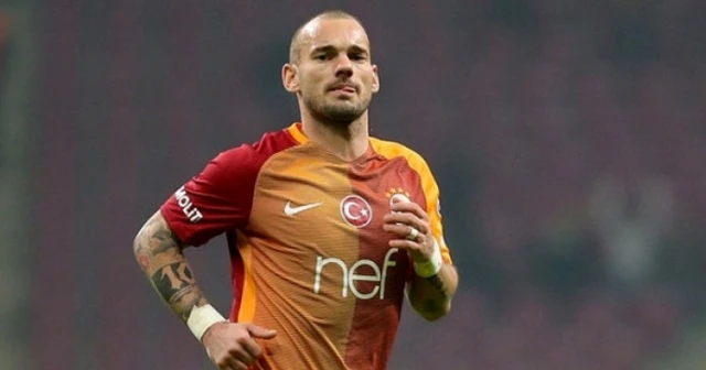 Nice, Wesley Sneijder'i açıklıyor!
