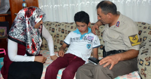 Piknikte kaybolan çocuk, saatler sonra evinde saklanırken bulundu