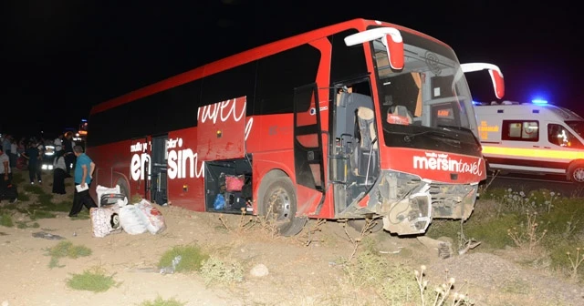 Sürücüsü beyin kanaması geçiren otobüs şarampole indi: 29 yaralı