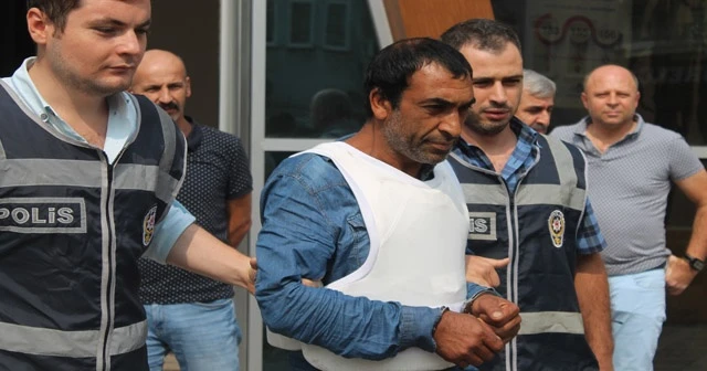 Tavuk yüzünden evlat katili olan baba adliyede