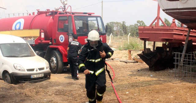 Tersanede yangın paniği