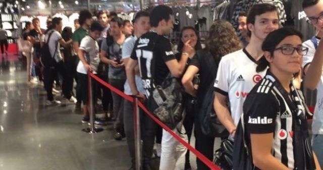 Vodafone Park’ta Pepe kuyruğu