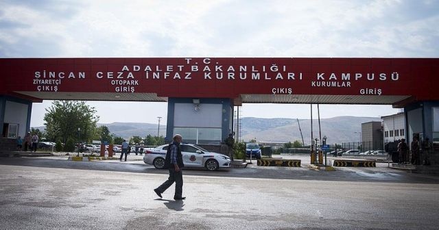 &#039;Komutanın emriyle kamera kayıtlarını tankla ezdim&#039;