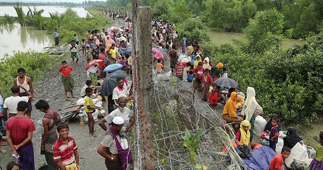 &#039;Myanmar hükûmeti Bangladeş sınırına mayın döşüyor&#039;