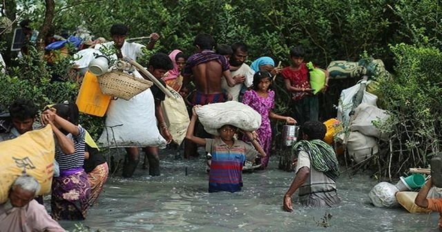 Bangladeş-Myanmar sınırına mayın döşendi