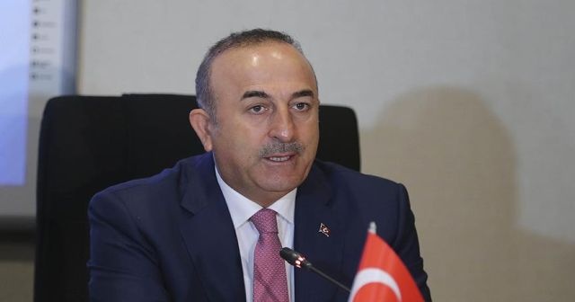 Çavuşoğlu: Barzani, Kürtlerin geleceğini de riske attı