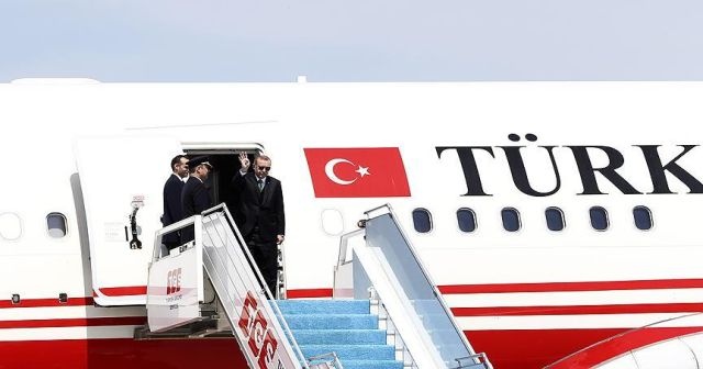 Cumhurbaşkanı Erdoğan Kazakistan&#039;a geldi