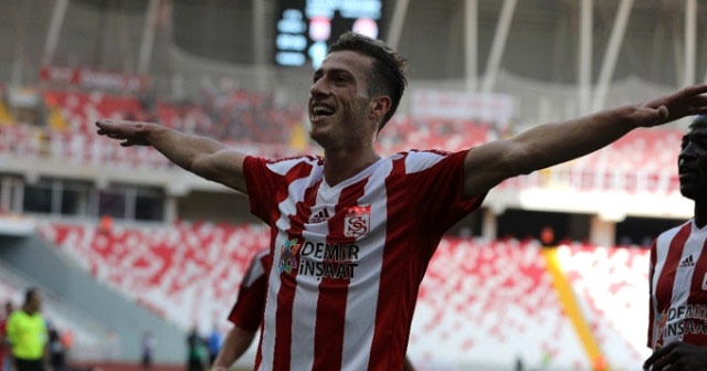 Demir Grup Sivasspor, Antalyaspor&#039;u 3-1 Yendi